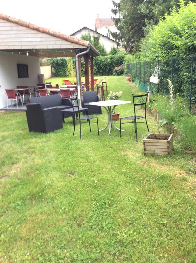 Logis Hotel Du Champ De Foire Saint-Aulaye-Puymangou Kültér fotó