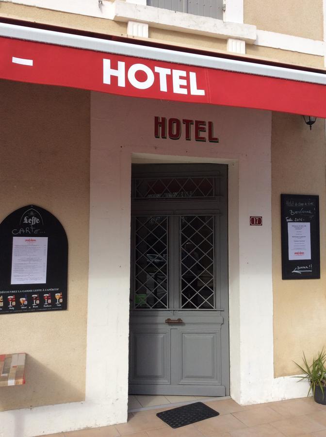 Logis Hotel Du Champ De Foire Saint-Aulaye-Puymangou Kültér fotó